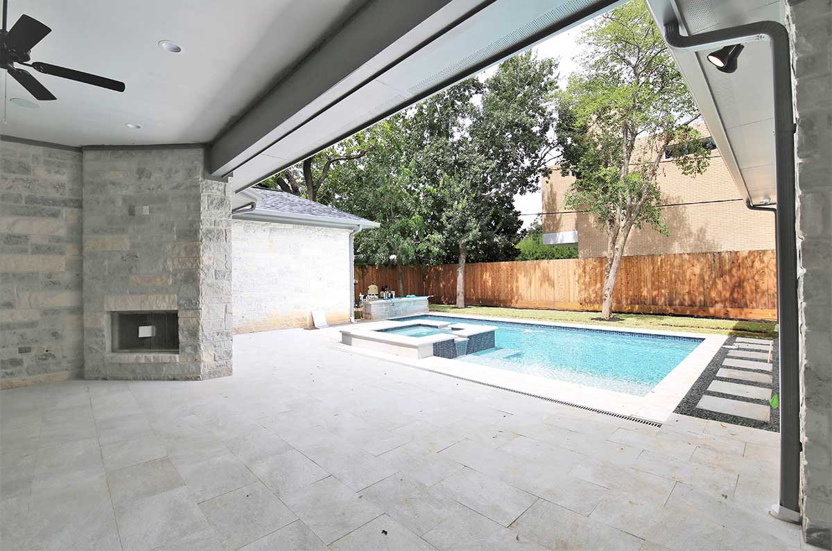 4646 Devon Houston TX 39